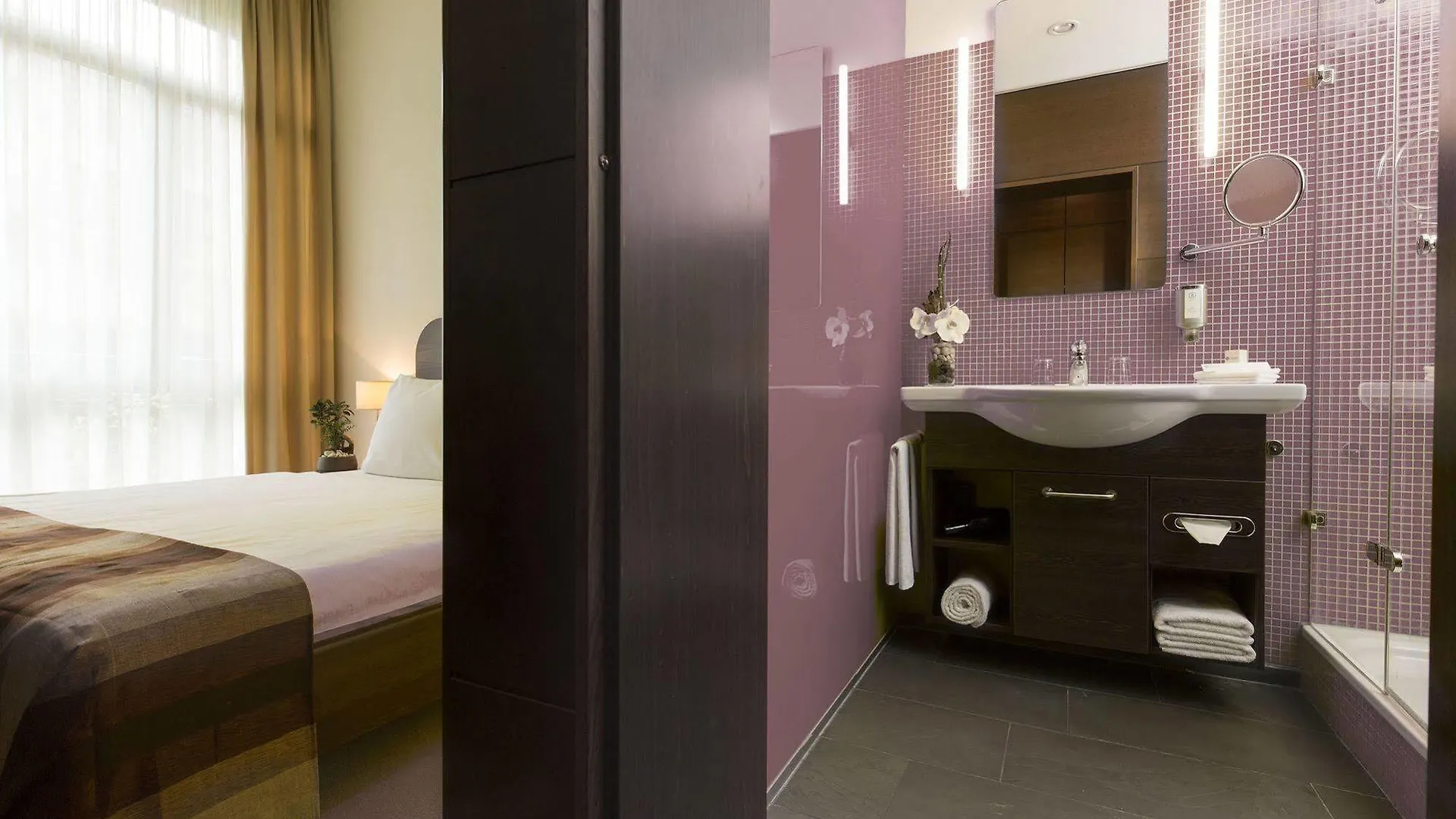 Corbin Muenchen Airport Business Hotel Φράιζινγκ 3*,
