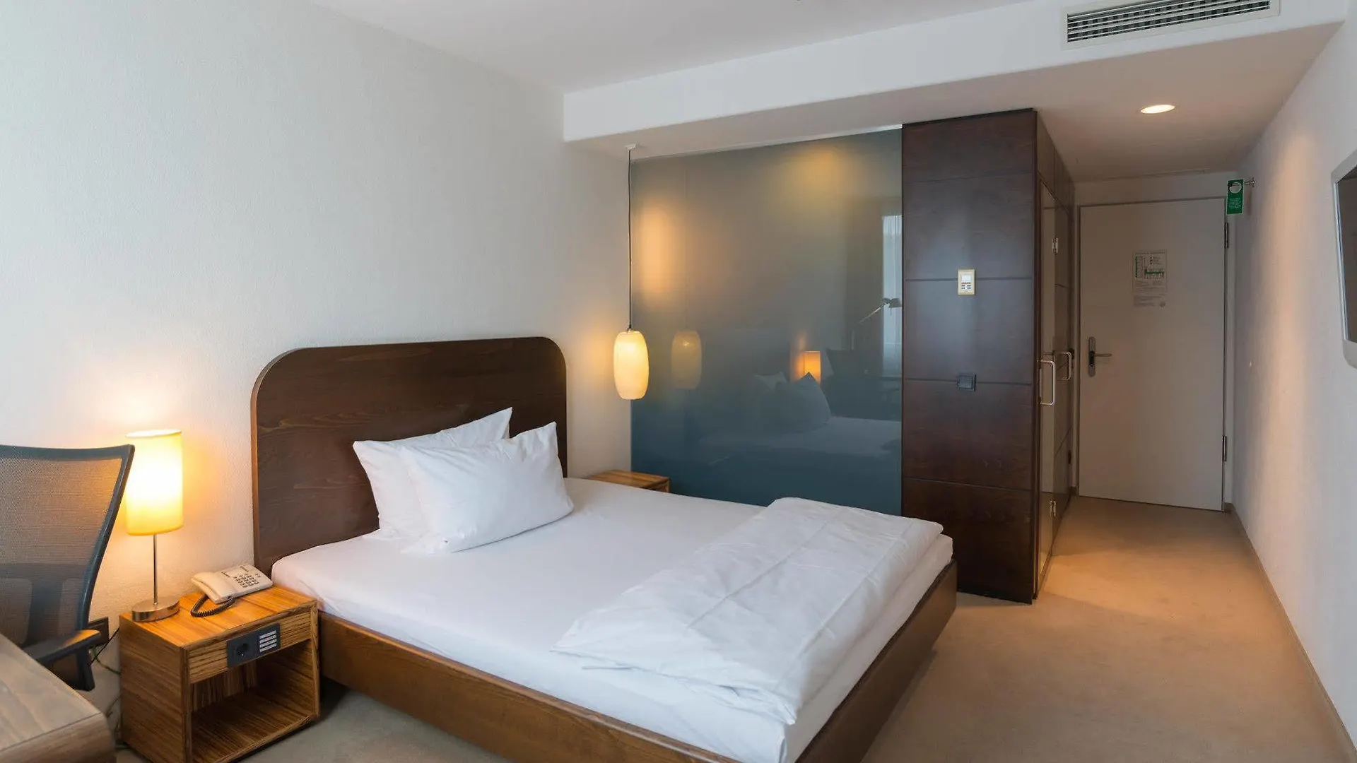 Corbin Muenchen Airport Business Hotel Freising 3*,
